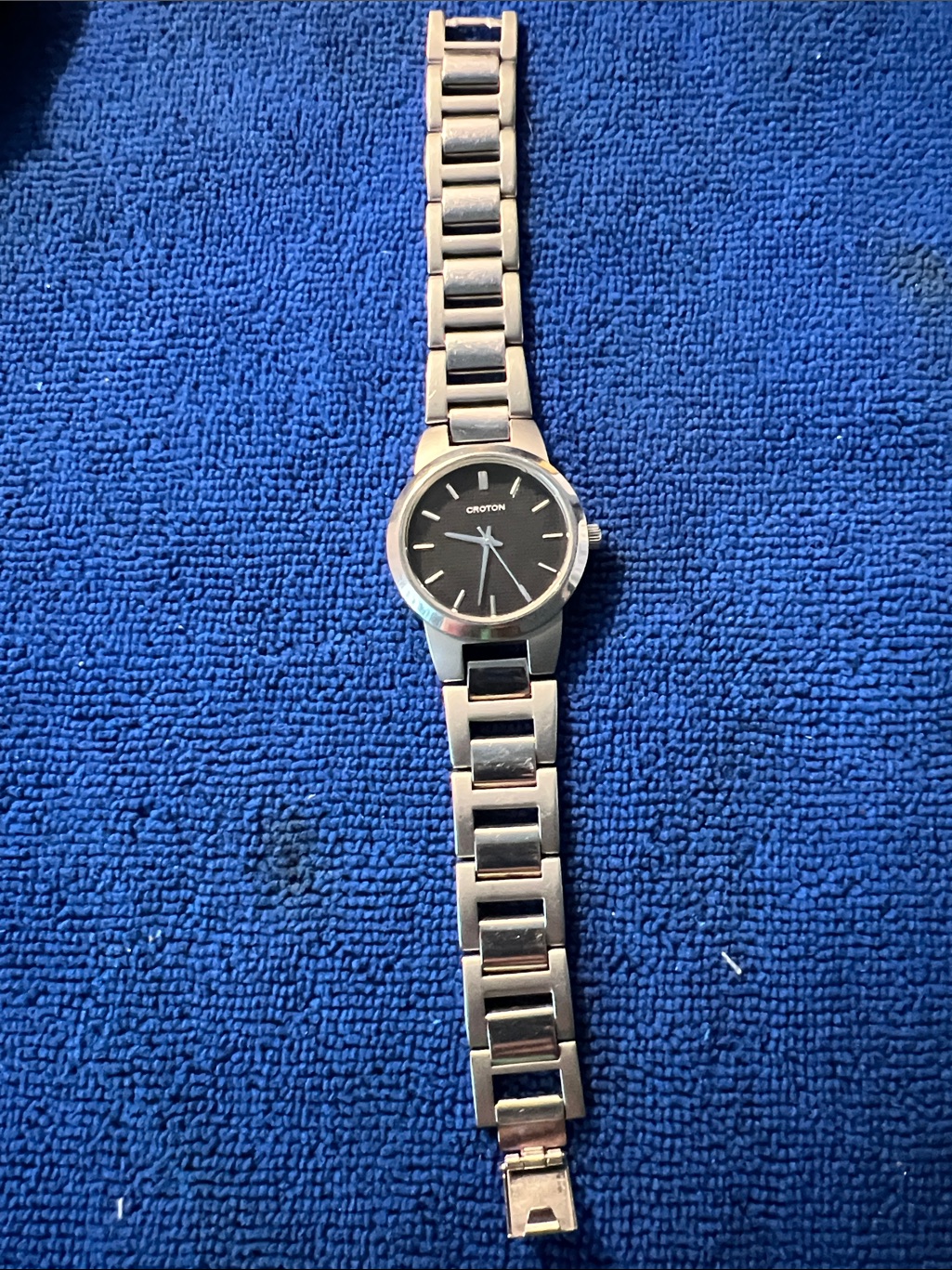Croton Silver Bracelet Watch With Black Dial